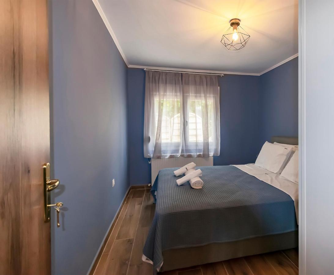 Azzurro Seafront Houses Nea Kallikrateia ภายนอก รูปภาพ
